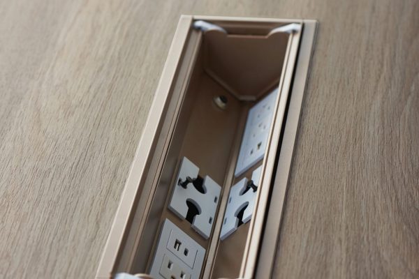 Medium-Casegoods-Power_Linar-Module_Open