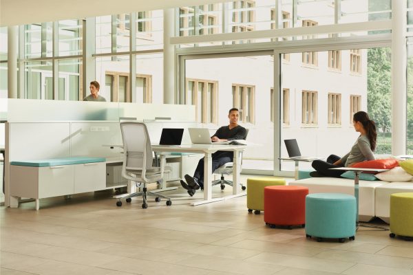 Low-Livello-Table-District-Storage-Leverage-Panel-dna