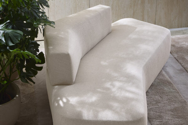 img033_Atacama_Sofa_Composition