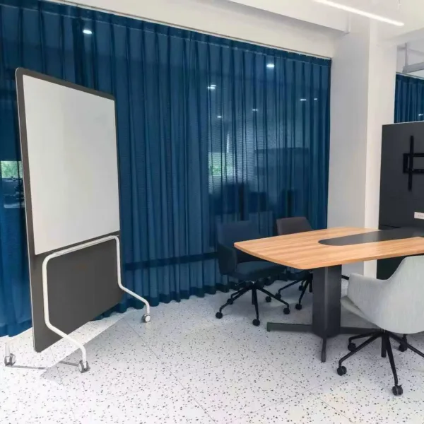 Equa Stand