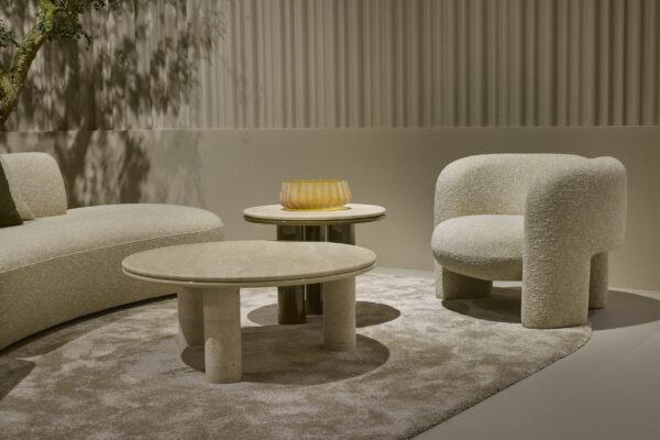 img001_Emma_Armchair