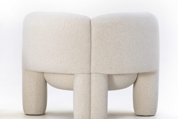 img019_Emma_Armchair