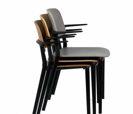 APPIA_GROUP_01-001-467x700