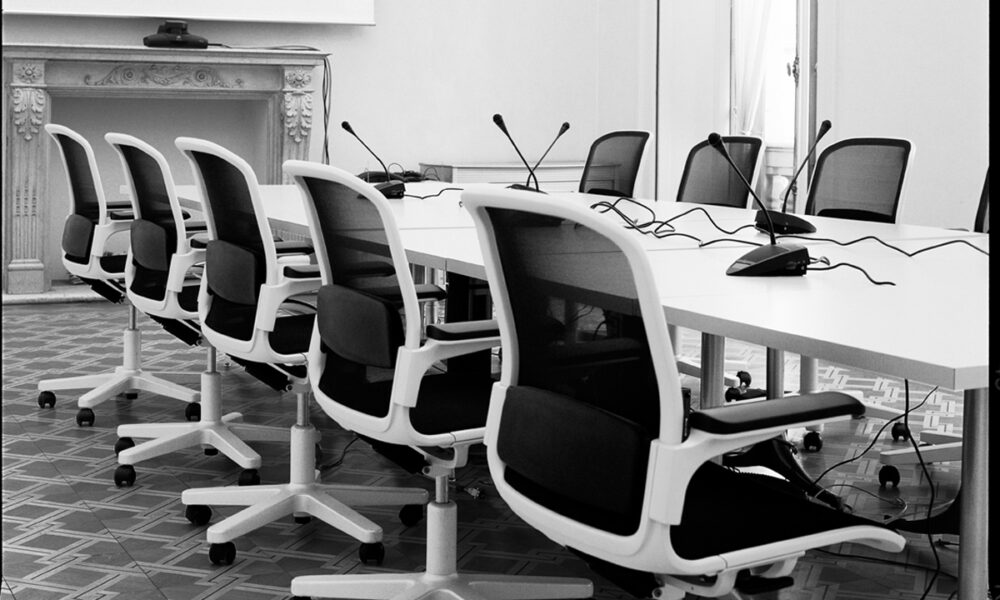 ICF-office-chair-Cloud-Chair-task-AMB10