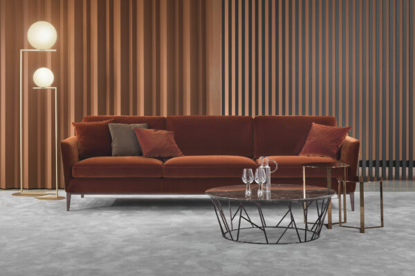 img005_Ritz_Sofa_275x95