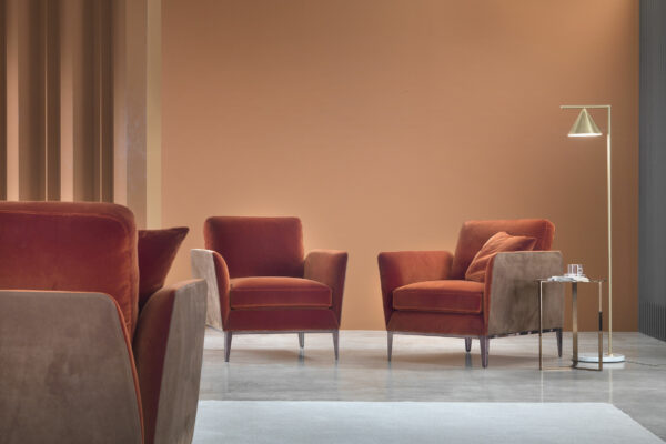 img007_Ritz_Armchair_85x95