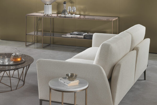 img017_Ritz_Sofa_220x95