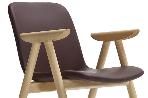 Hout-9000-Angled-Close-Up-1