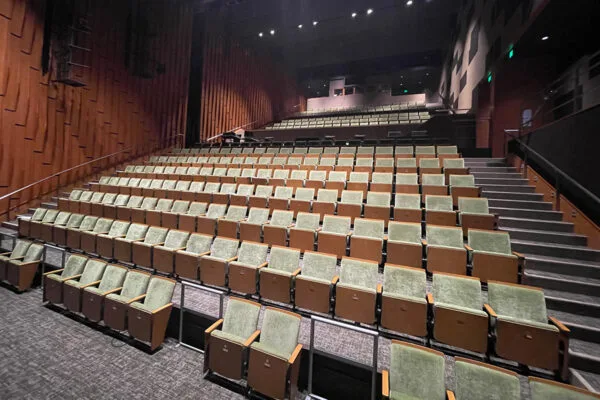 19-auditorium-chair-p10-corporate-auditorium