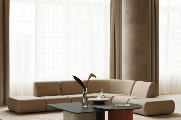 Punt-Gin-Terence-Woodgate-Sofa-03
