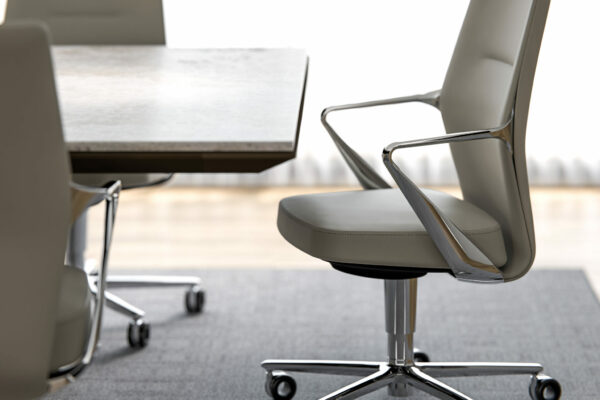 HALCON-FERRA-SC100-CHROME-HALO-CONFERENCE-DETAIL.2.26-2048x2048
