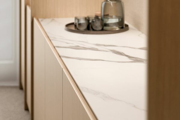 halcon-vesper-c-suitewall-storage2-detail_2500x2500_-_28de80_-_96ee705d8e088005c36c5212ae1ca7e694dee523