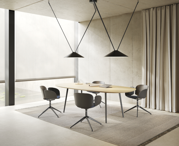 nest-chair-pyramidal-glides