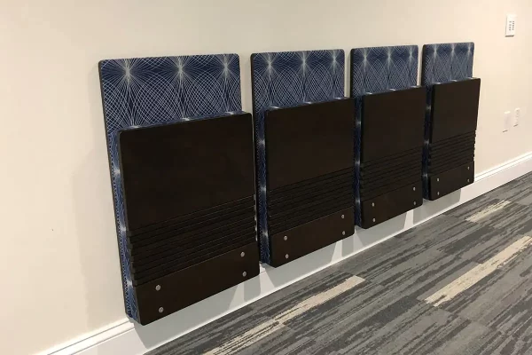 01-jumpseat-wall