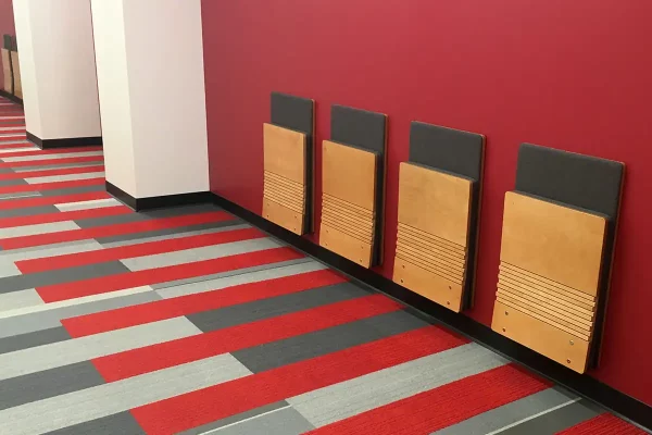 08-jumpseat-wall