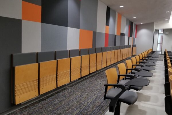 24-jumpseat-wall
