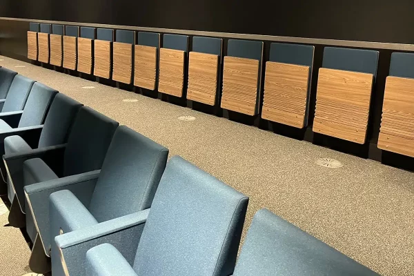 27-jumpseat-wall