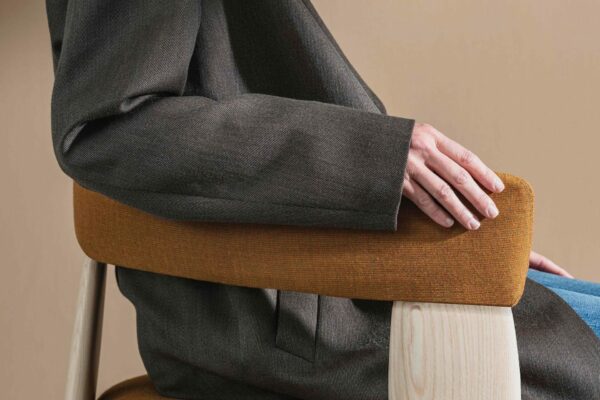 oru_chair_andreu_world_11