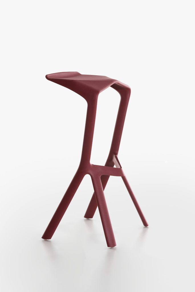8200-00_MIURA_wine-red