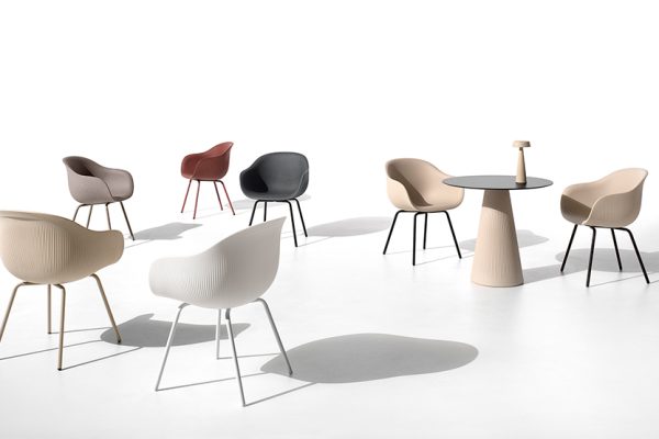 Fade_Chair_Dining_Table_high