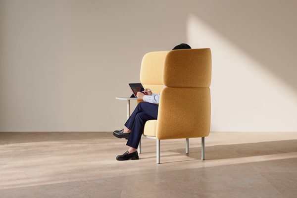 Etta-107603-in-use-1